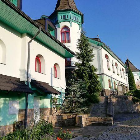 Hotel Zlaty Orel 오스트라비체 외부 사진