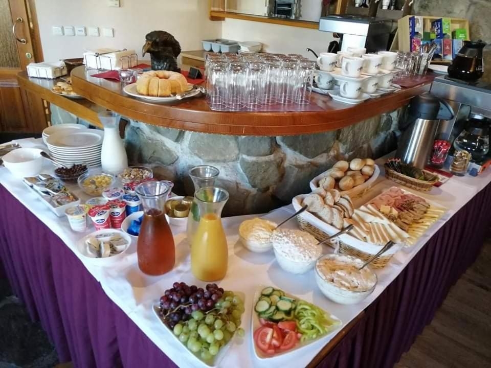 Hotel Zlaty Orel 오스트라비체 외부 사진