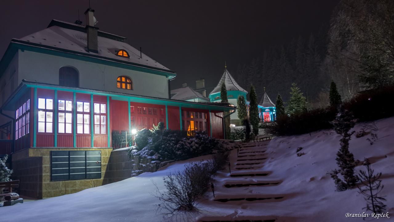 Hotel Zlaty Orel 오스트라비체 외부 사진