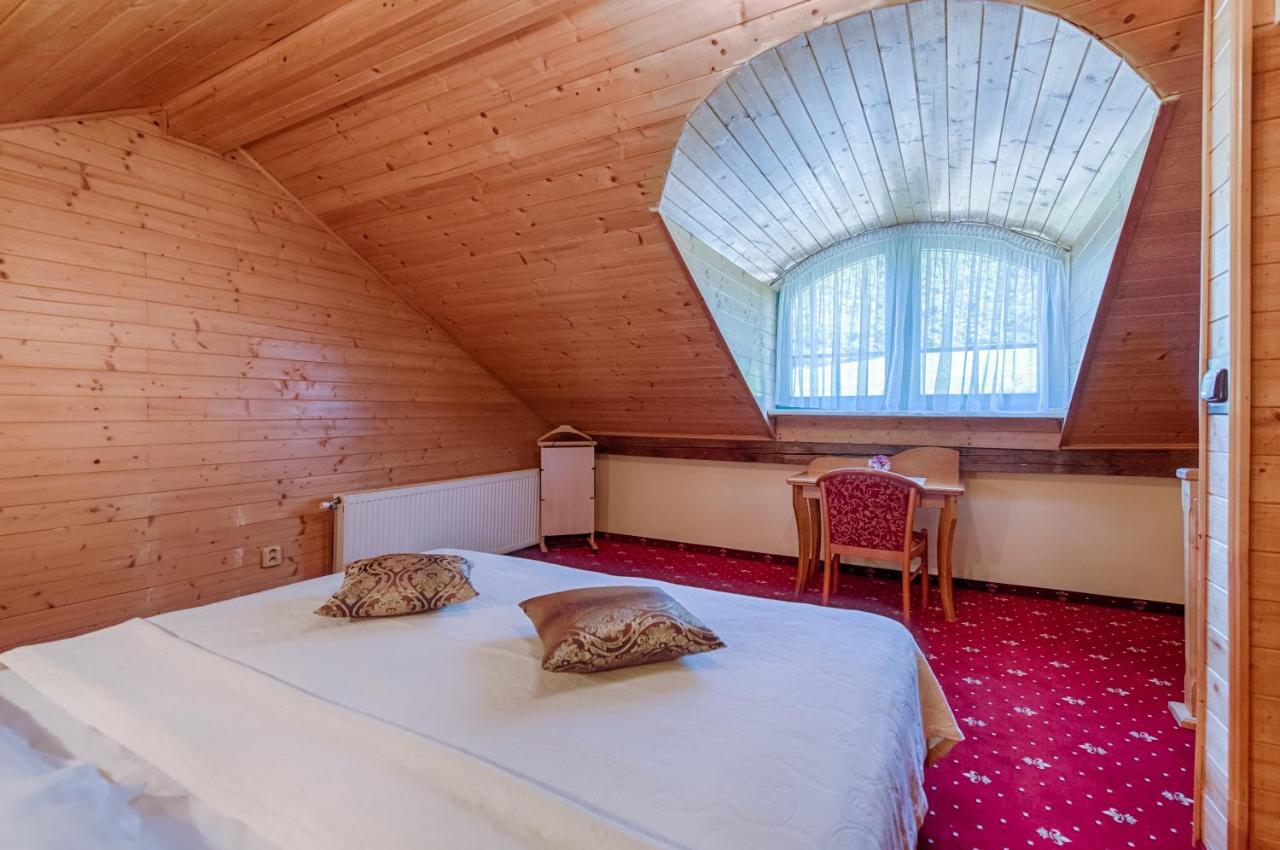 Hotel Zlaty Orel 오스트라비체 외부 사진